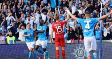 Il Napoli torna alla vittoria